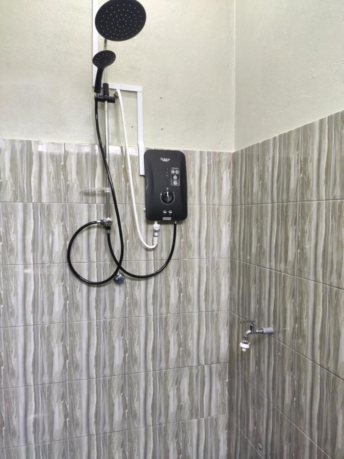 Rantau PanjangPrivate Pool Cassa Dinies, Wifi , Bbq,10 Pax别墅 外观 照片
